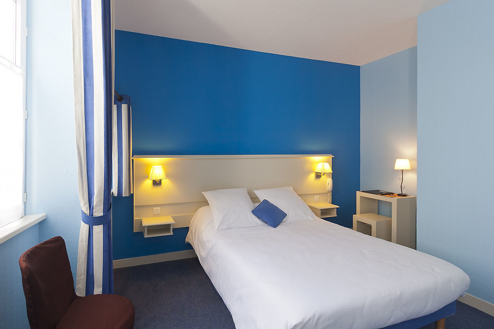Du Port Hotel 3*